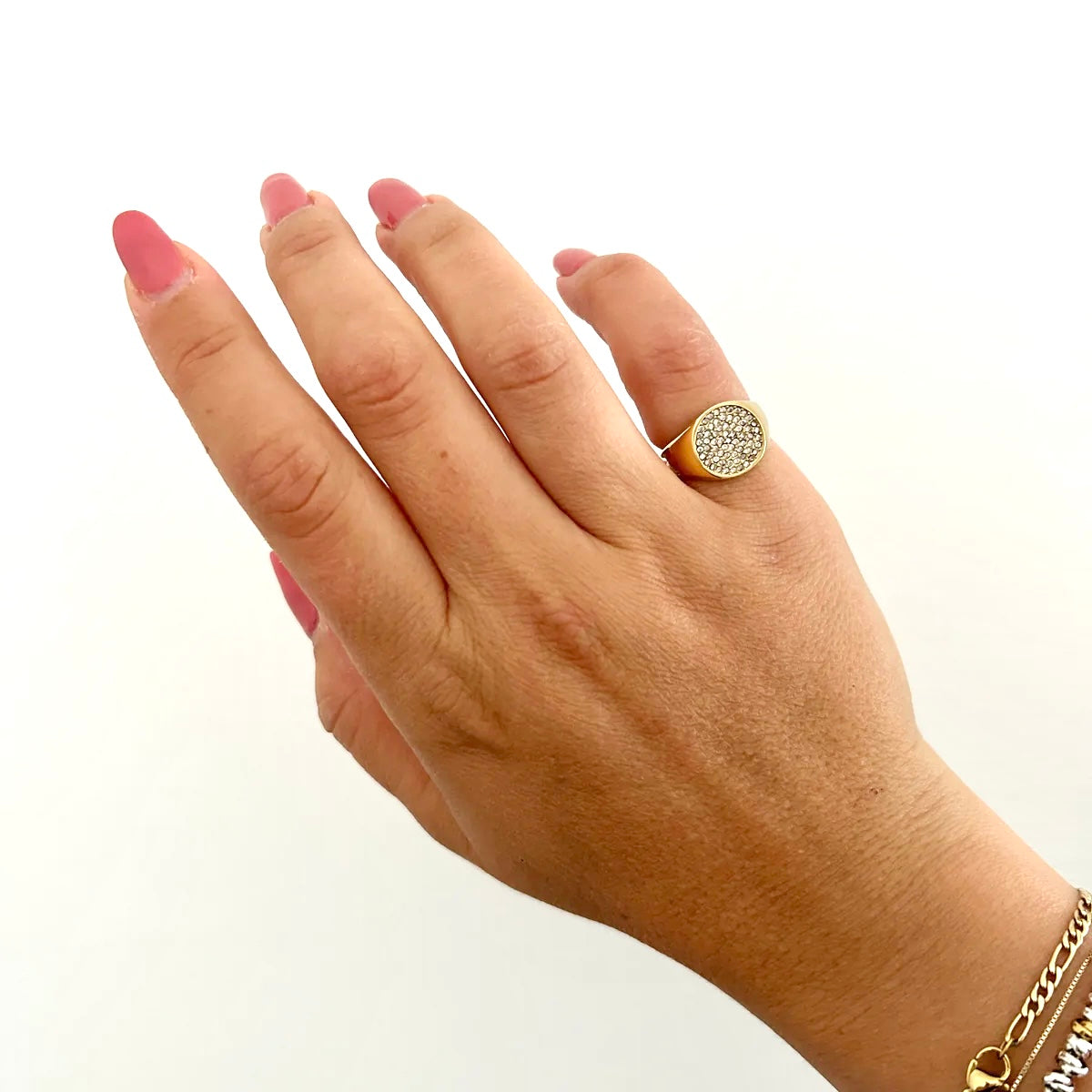 Anello Chevalier Tondo con zirconi