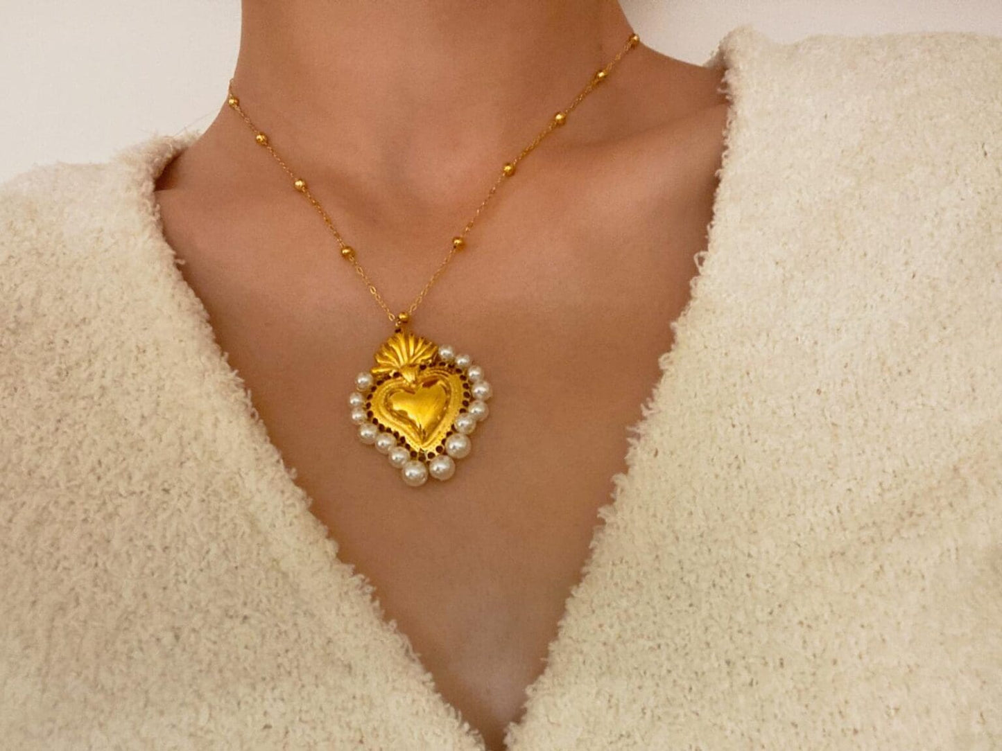 Collana Cuore Sacro Perle