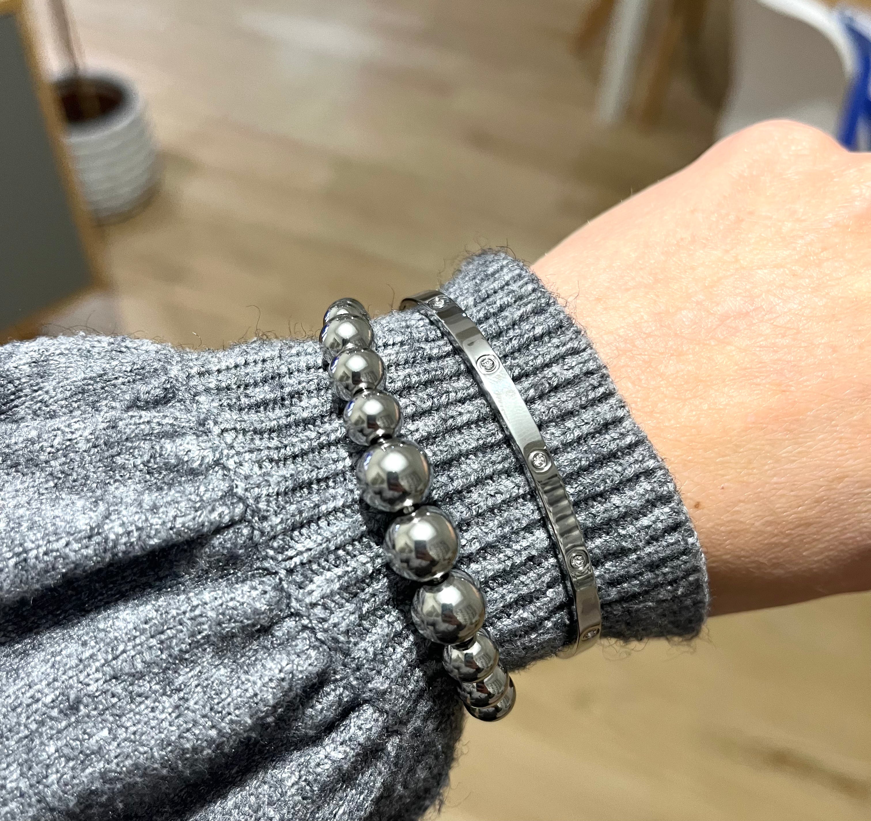 Bracciale rigido manetta